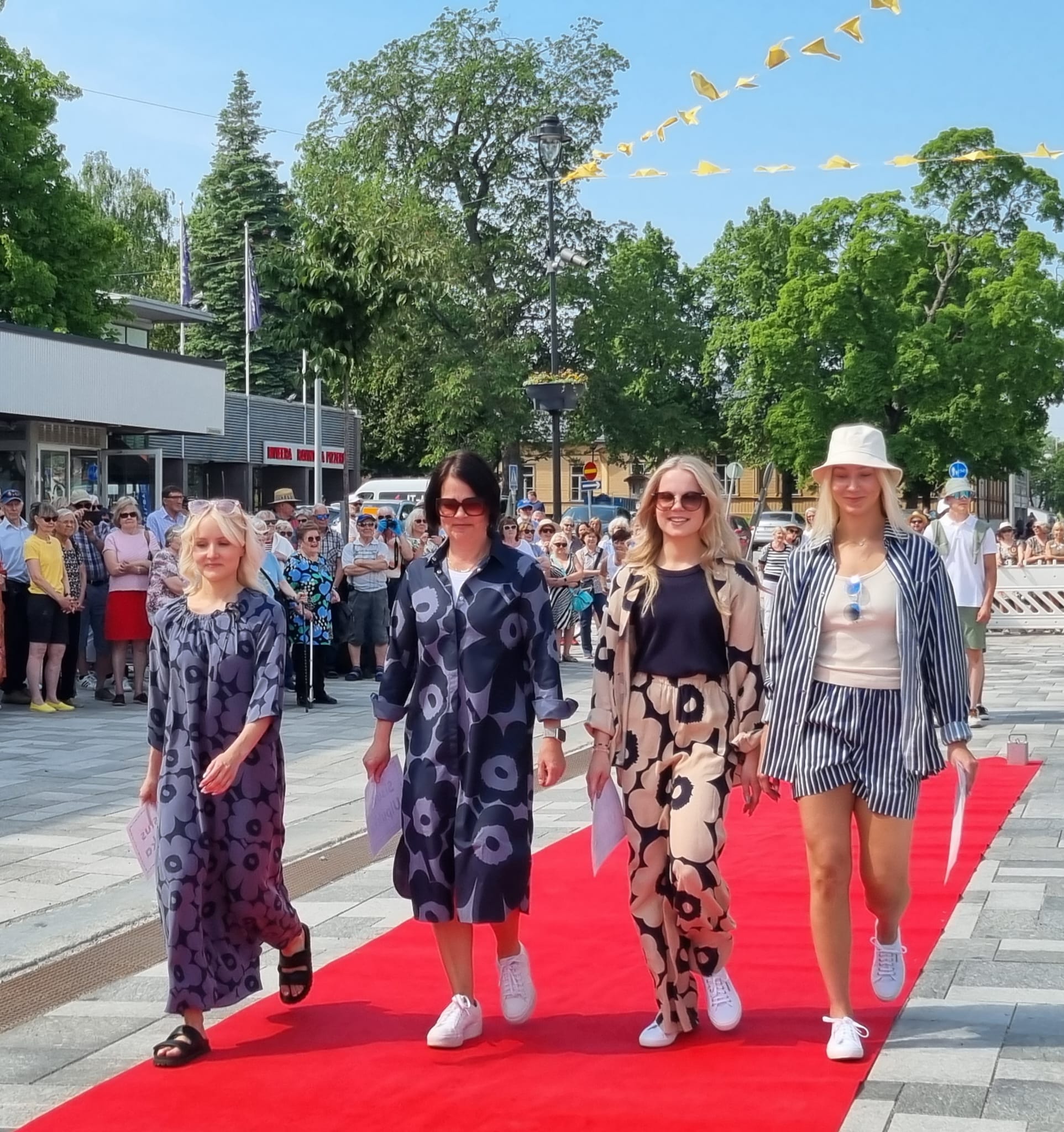 muotinäytös