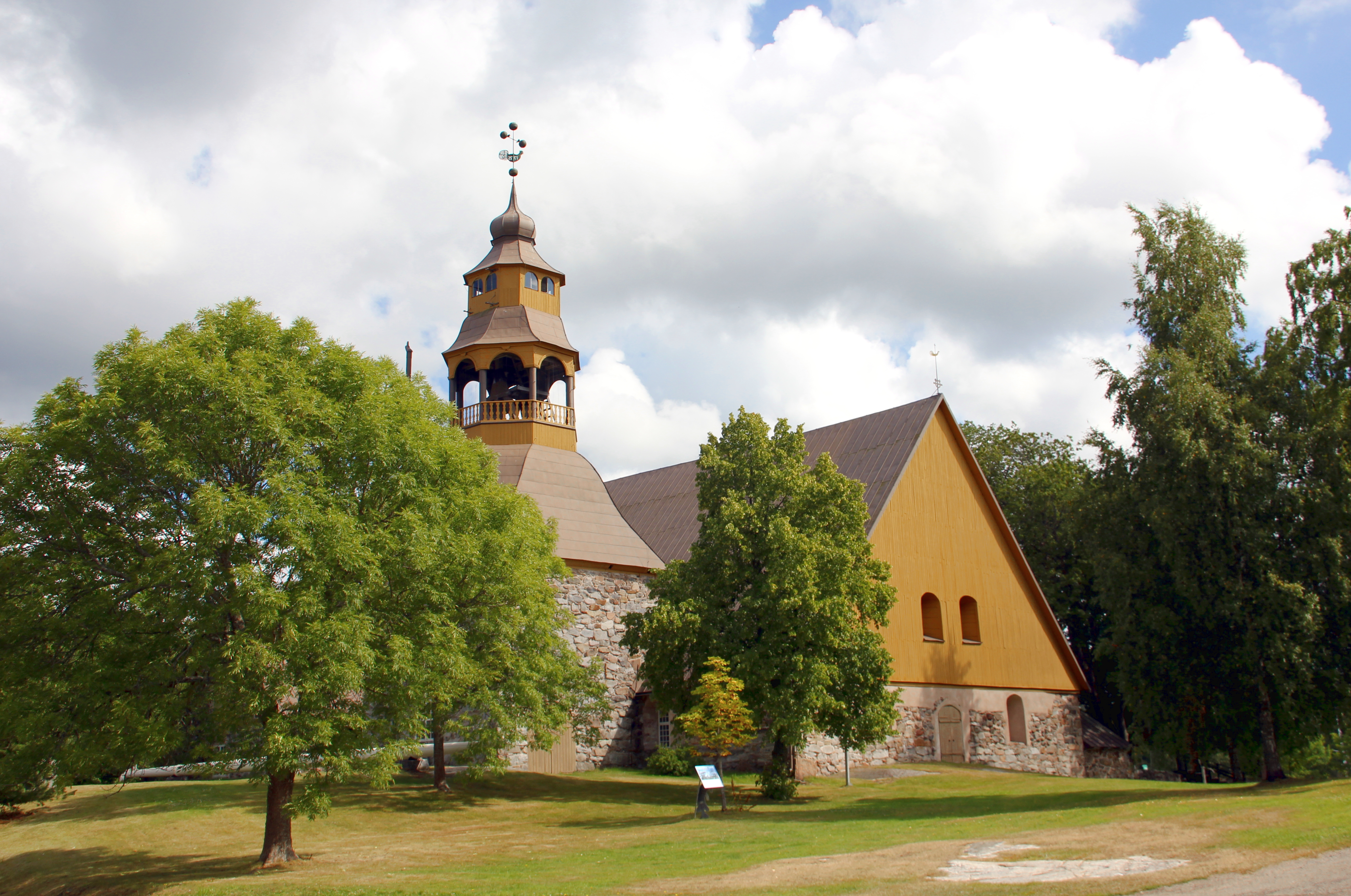 Vanha kirkko