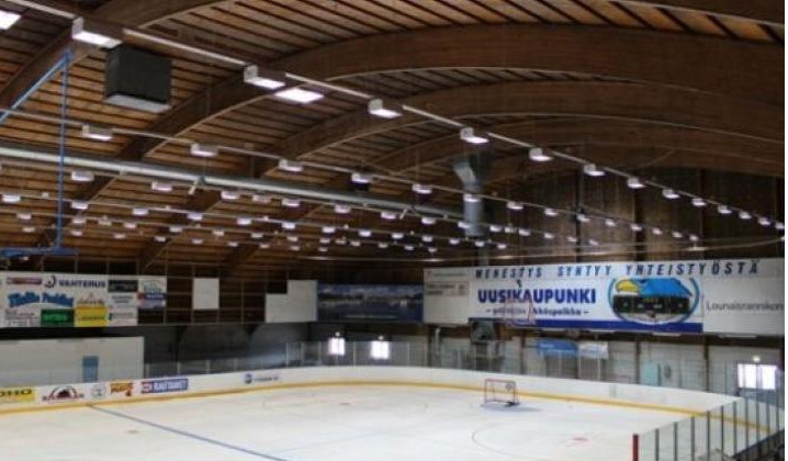Jäähalli