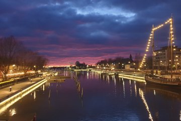 Purppurainen maaliskuun ilta