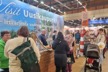 Vilinää Uudenkaupungin messuosastolla