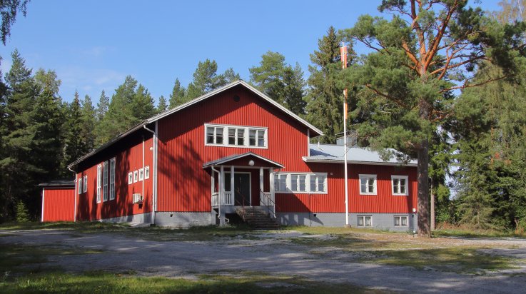 Pyhämaan nuorisoseurantalo ulkokuva rakennuksesta