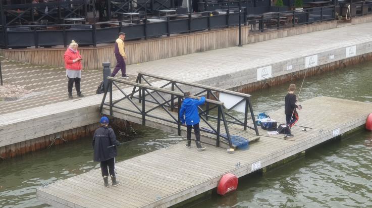 Street fishing kalastuskilpailijoita